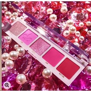 Colourpop Too haute eyeshadow palette New✨